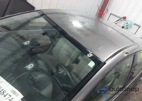 2011 Honda Insight Lx z USA, uszkodzony, nr VIN JHMZE2H50BS008769